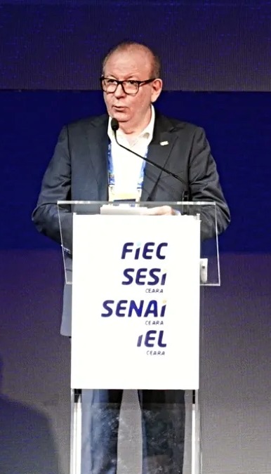 FIEC homenageia líderes que aceleram o desenvolvimento econômico cearense