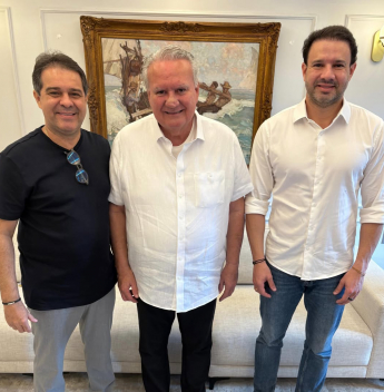 Reunião entre Evandro Leitão, Chiquinho Feitosa e Leo Couto amplia diálogo político no Ceará