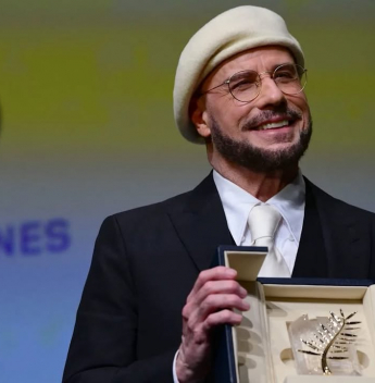 Em Cannes, Palma de Ouro consagra legado e reinvenção artística de John Travolta