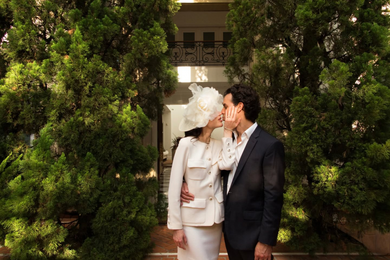 Elisa Zarzur elege a elegância Chanel para casamento civil com Alexandre Negrão em São Paulo