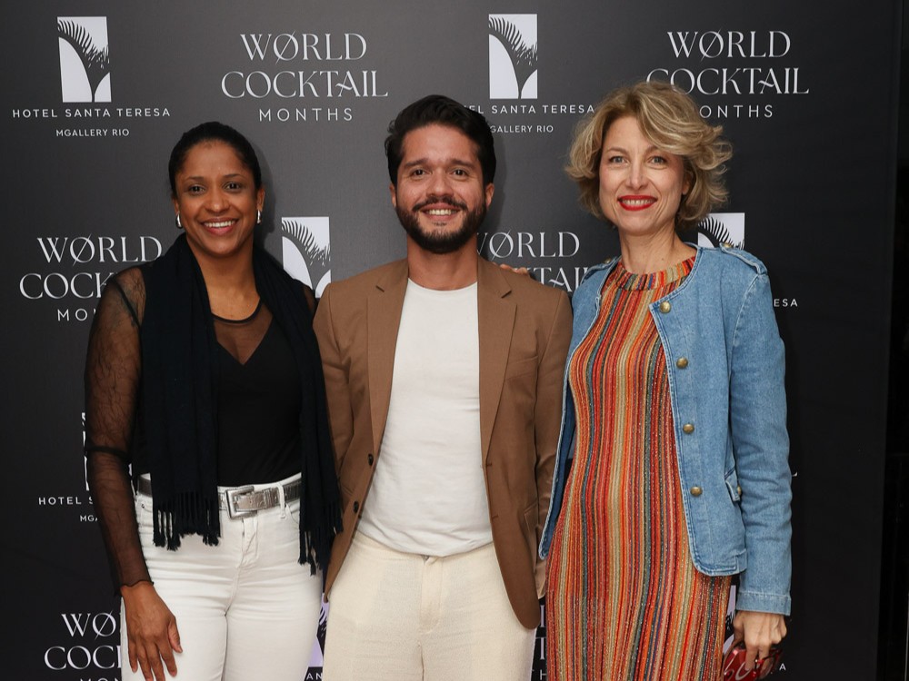 Shirley Vieira, Joaquin Angulo E Caroline Putnoki