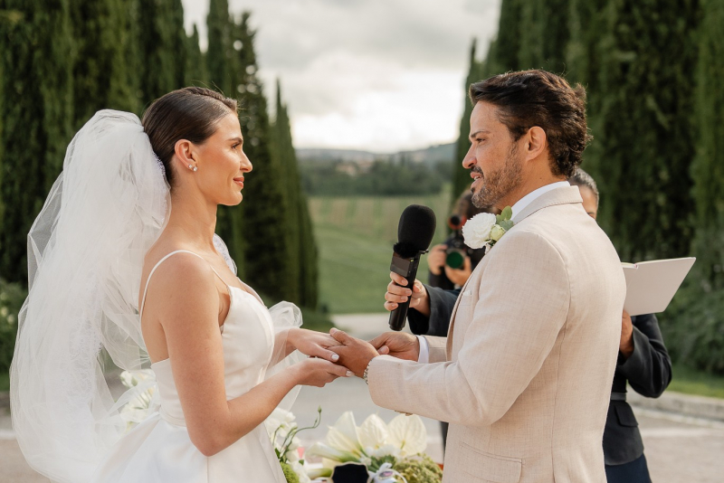 atmosfera italiana - Silvio e Raiane Montezuma escolhem Toscana para celebrar casamento ao lado de familiares e amigos