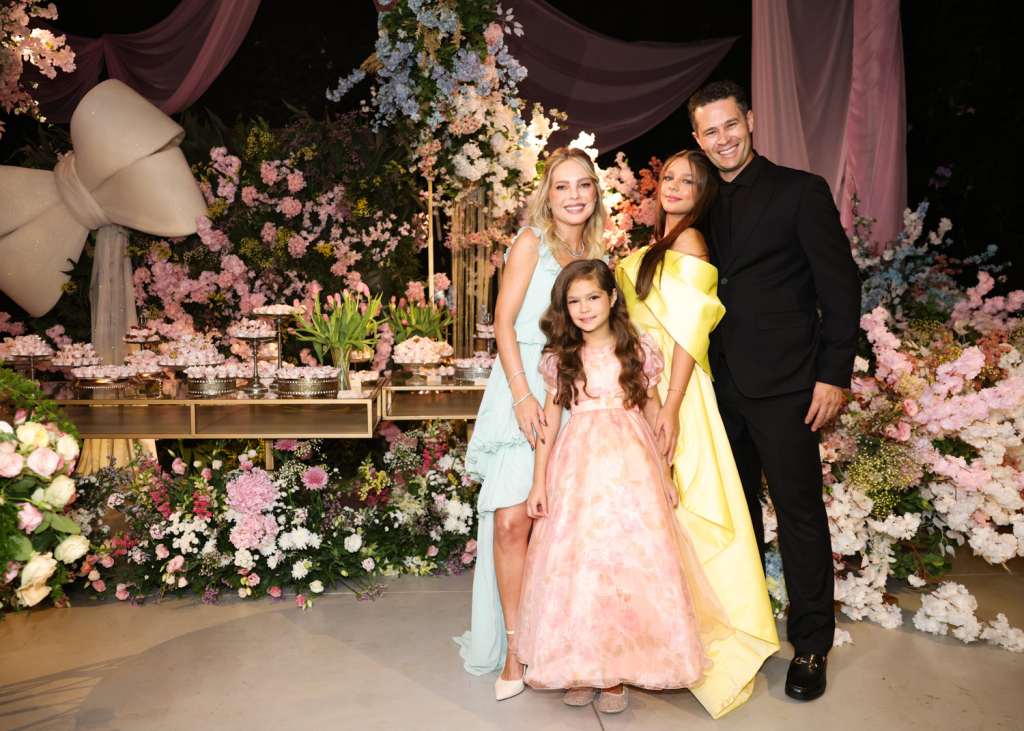 Thais Gebelein, Maria Vitória, Maria Sophia E Pedro Leonardo (1)