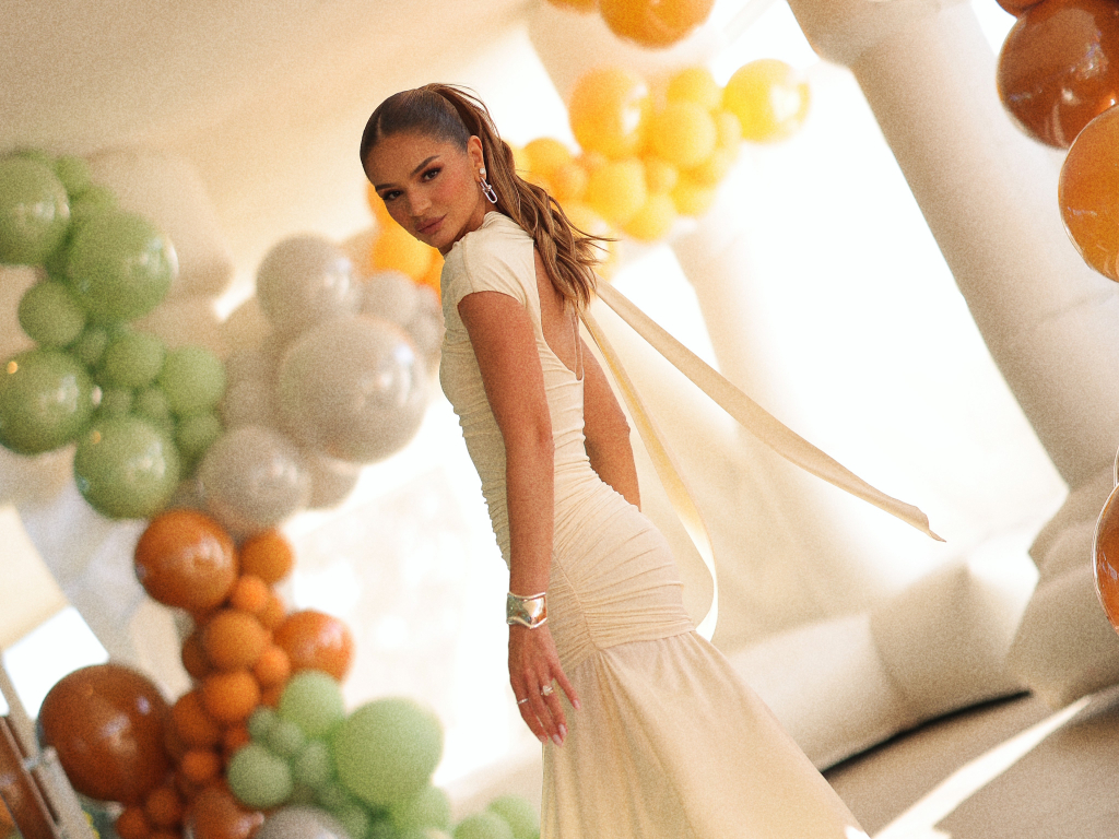 Thassia Naves (1)