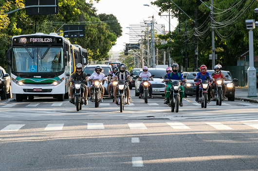 Transito Avenida Universidade