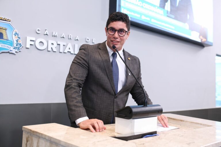 Causa animal ganha frente suprapartidária na Câmara de Fortaleza