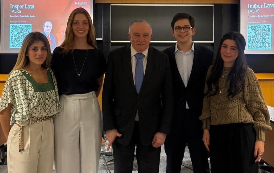 Ministro Cesar Asfor Rocha debate magistratura e advocacia em encontro no Insper
