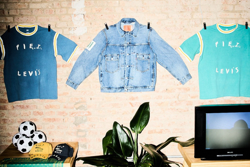 055a5611levis