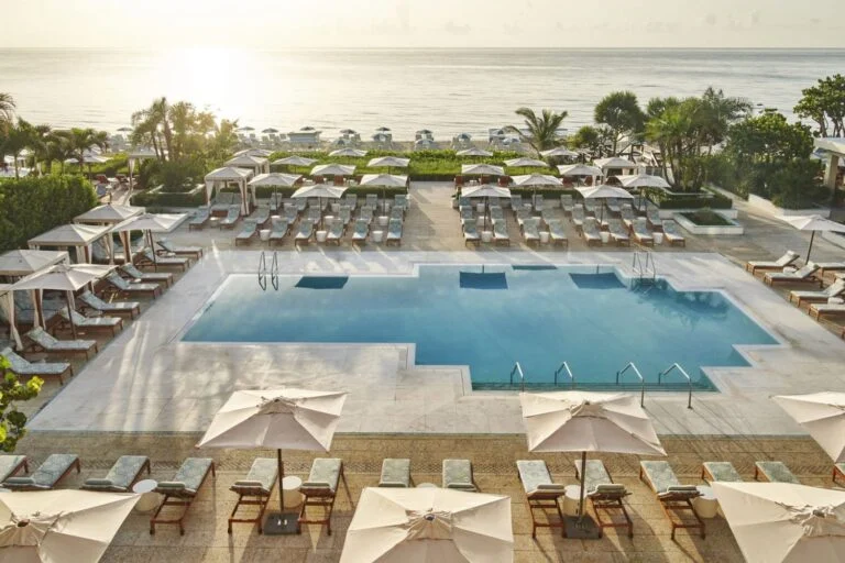 1 Four Seasons Palm Beach