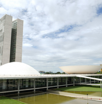 Seis parlamentares do Ceará figuram na elite de influência do Congresso Nacional