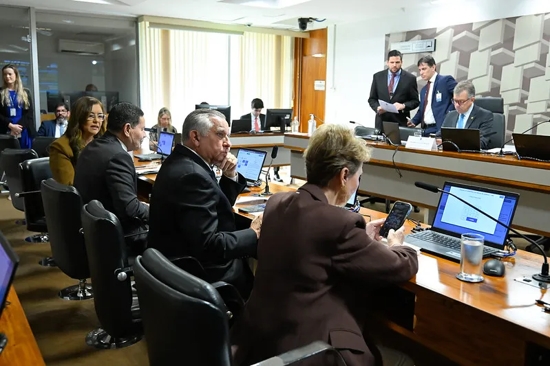 Supervisão em debate: Senado amplia controle sobre a CVM