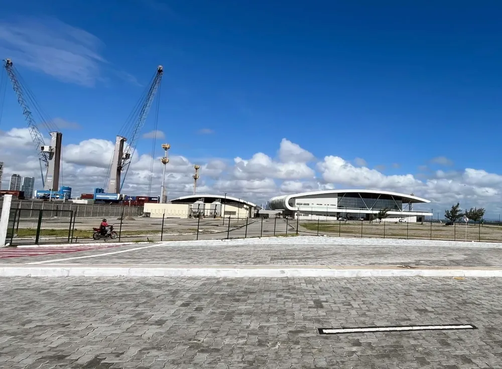 Companhia Docas conclui requalificação do acesso ao TMP do Porto de Fortaleza