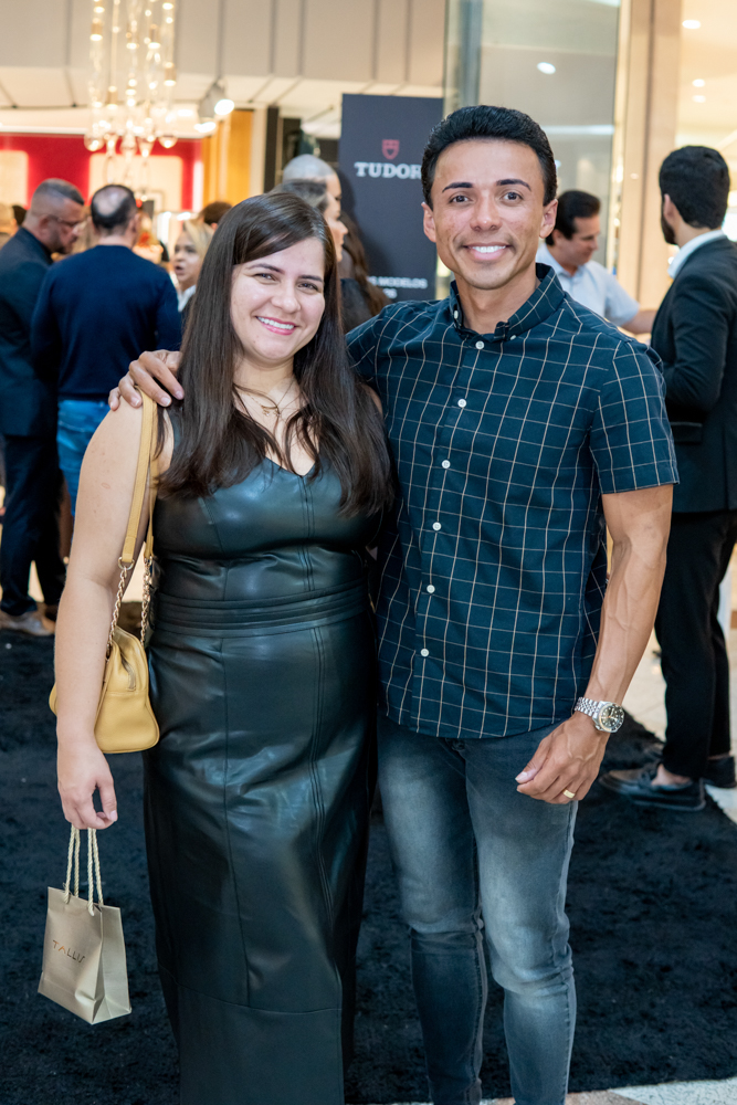 Adila Neo E Rony Lima