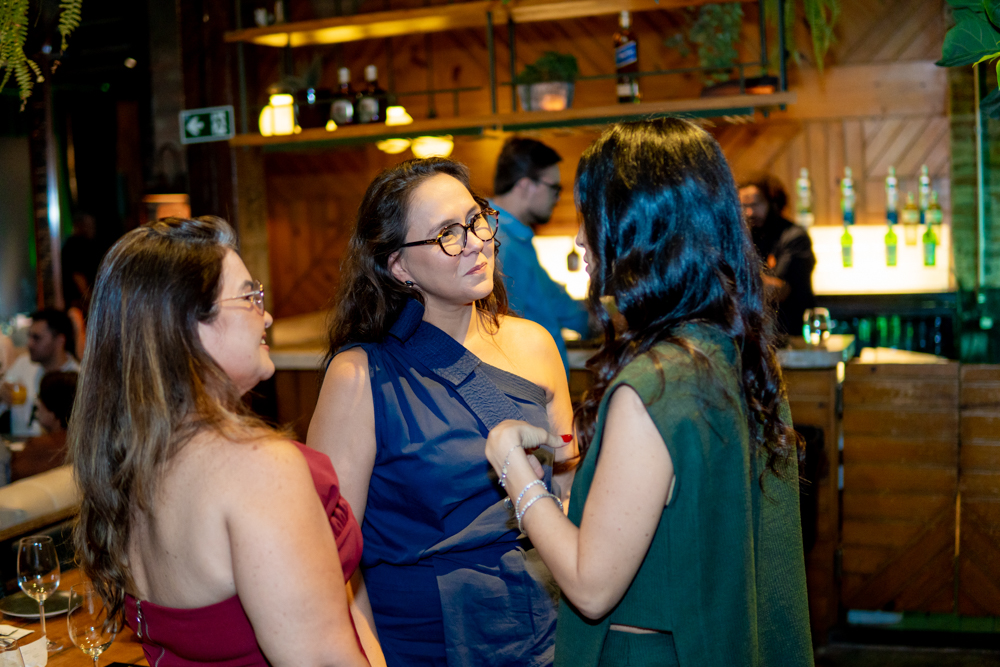 André Olimpio, Suzana Batista E Lia Quinderé