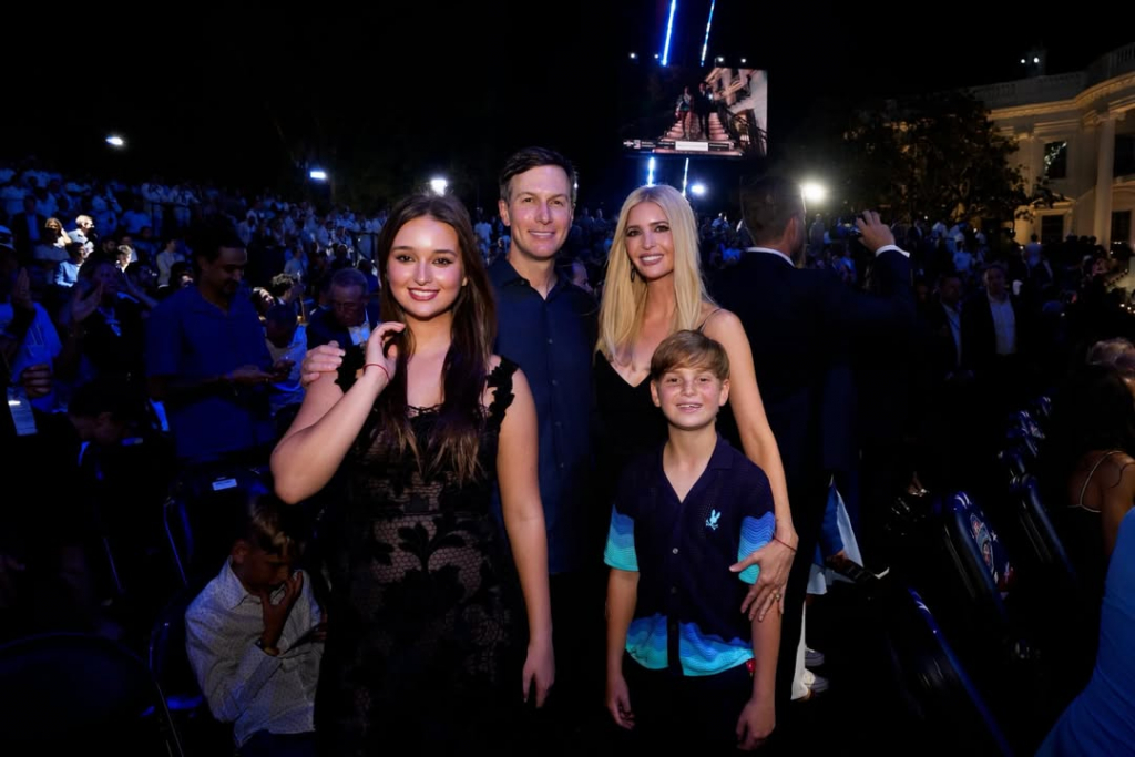 Arabella Kushner, Jared Kushner, Ivanka Trump E Joseph Frederick