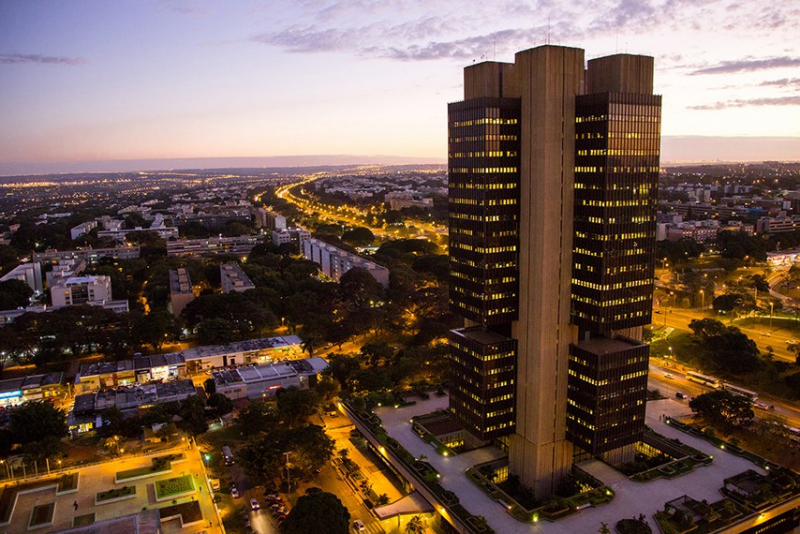 O que está em jogo na PEC que amplia a autonomia do Banco Central