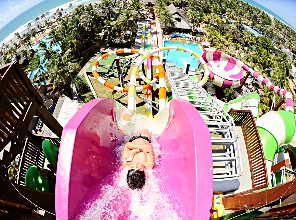 Beach Park transforma julho em grande plataforma de entretenimento nas férias
