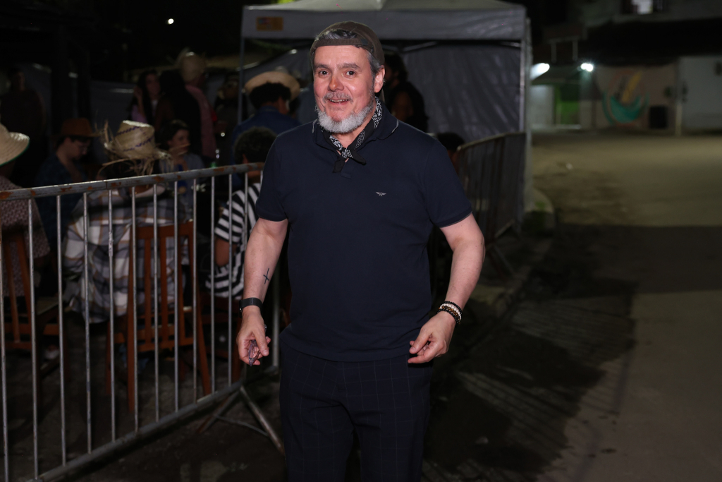 Cássio Gabus Mendes 4
