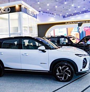 Elmano prestigiará o início da produção do segundo veículo elétrico na PACE