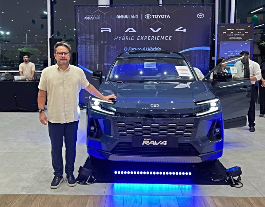 RAV4 chega ao NE e reforça avanço da tecnologia híbrida no segmento premium