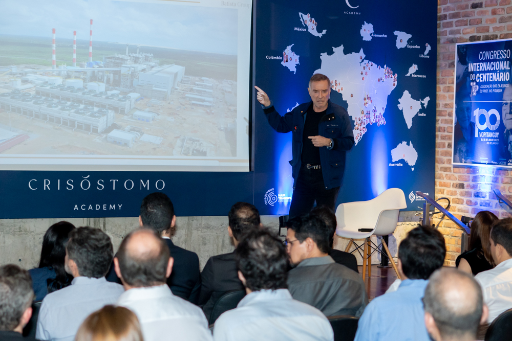 Eike Batista (38)