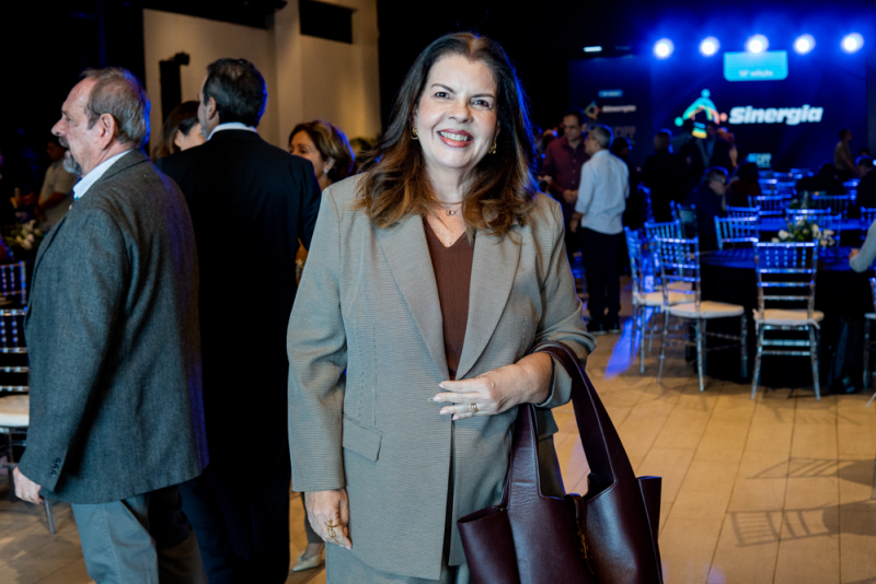 18º Sinergia - AECIPP e Lourival Sant’Anna debatem os impactos da nova ordem econômica global