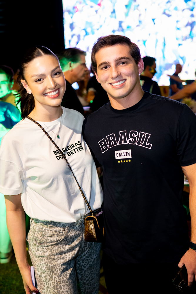 Elisa Gondim E Cauã Duarte