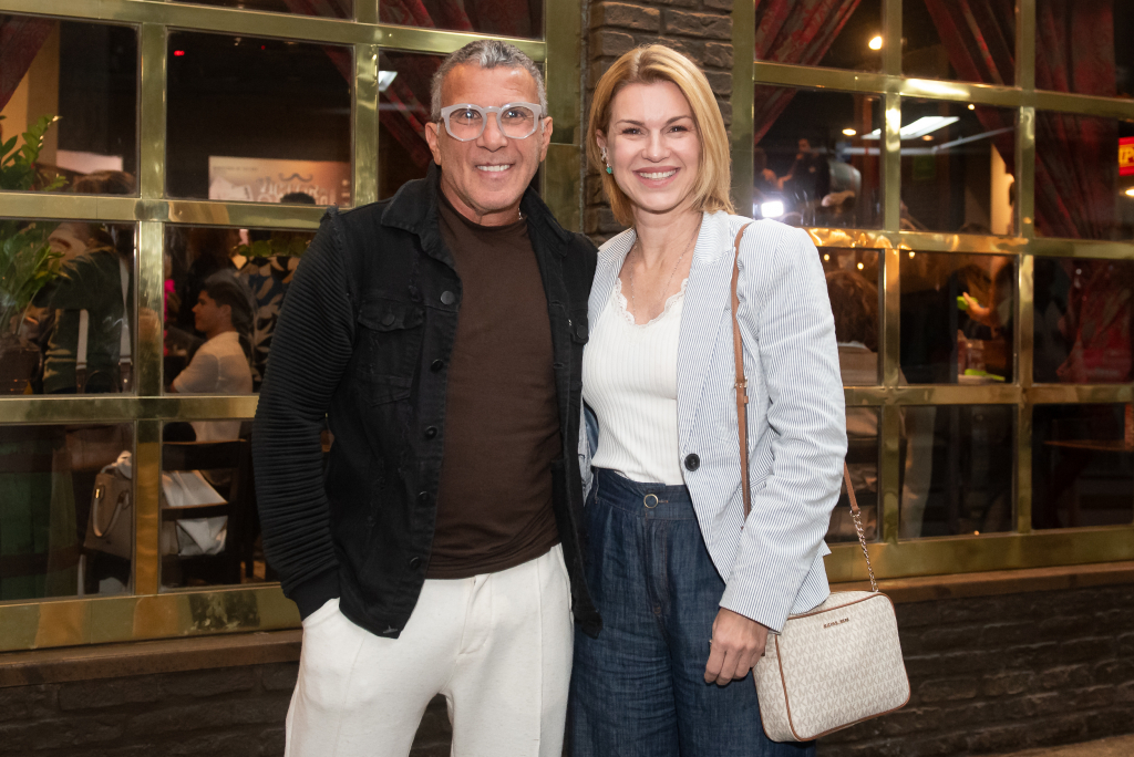 Eri Johnson E Adriana Garambone