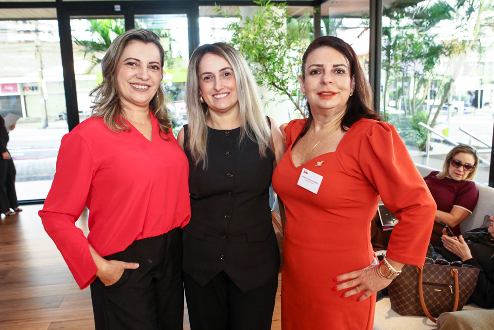 Eva Viera, Marta Saraiva E Helaine Gomes De Matos (1)