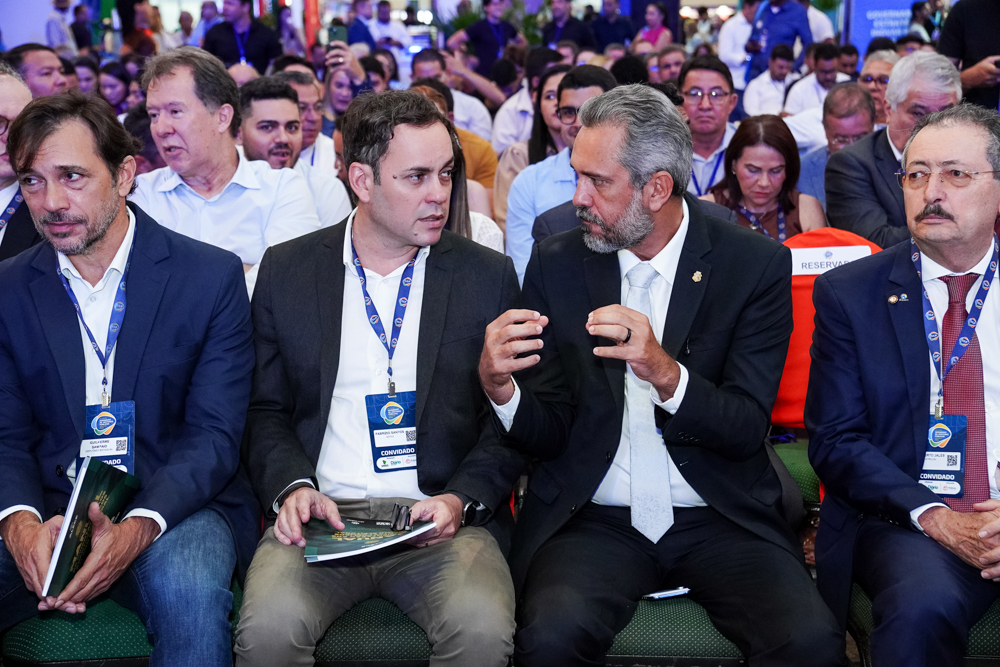 Fabrízio Gomes E Elmano De Freitas (1)