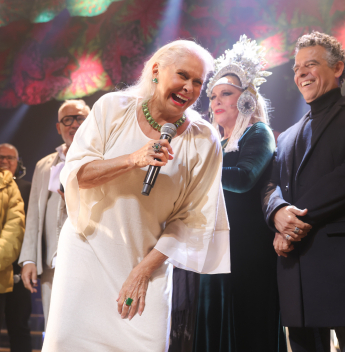 Musical inspirado em Fafá de Belém chega aos palcos em estreia prestigiada por celebridades em São Paulo