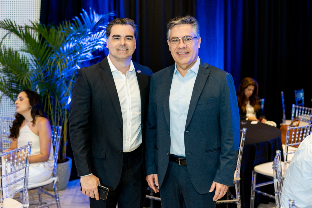 Felipe Rocha E Roberto Castro