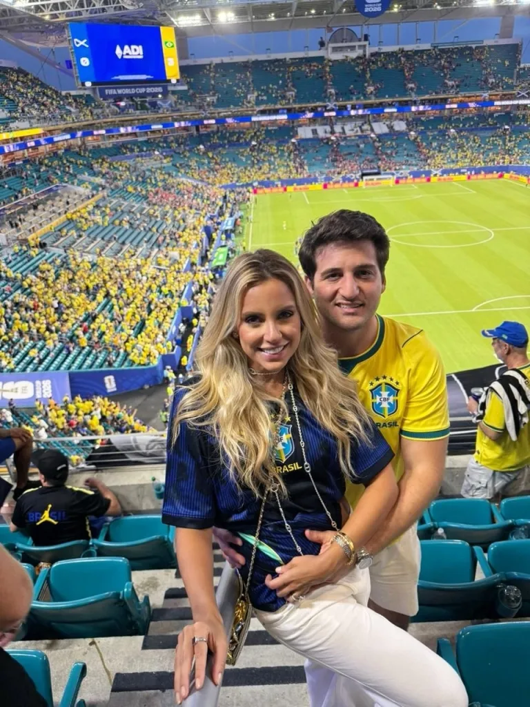 Fernanda Levy e Omar Macêdo na torcida pelo Brasil em Miami - Fotos: Reprodução/Instagram