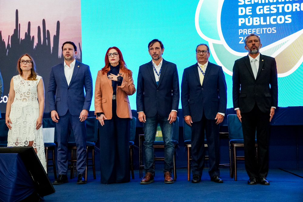 Fernanda Pacobahyba, Leo Couto, Enid Câmara, Guilherme Sampaio, Alex Magalhães E Elmano De Freitas