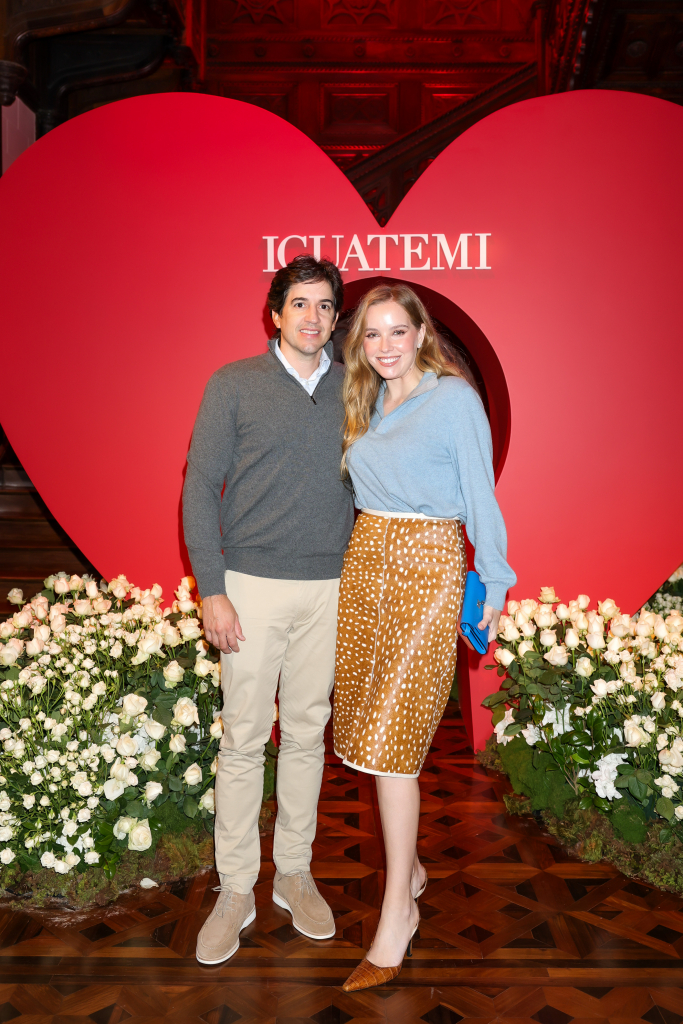 Giovanna Ariano E Rodrigo Vieira