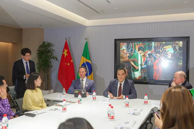 Guia Em Mandarim Mostra Oportunidades De Investimentos No Brasil