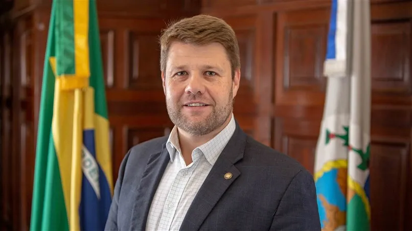 Experiência à frente do turismo fluminense inspira primeiro livro de Gustavo Tutuca