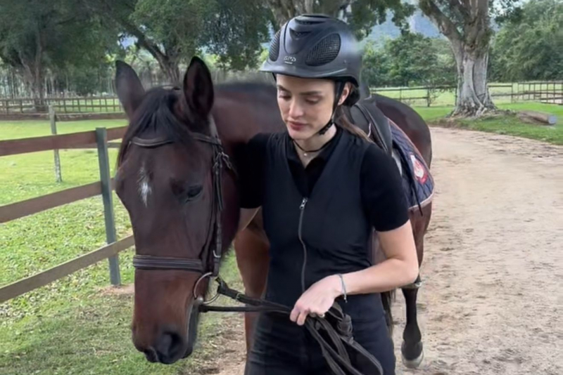 Isabelle Drummond E Pandora