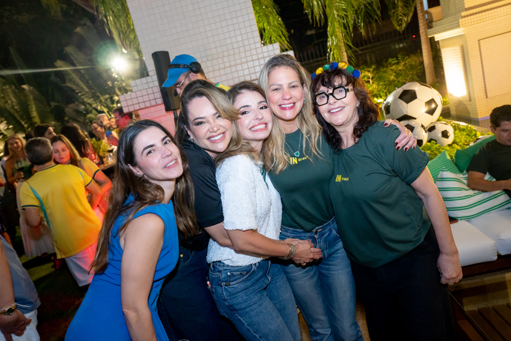 Juliana Queiroz, Bas Memória, Danielle Peixoto, Mariana Da Fonte E Glayddes Sindeaux