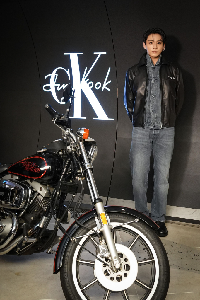 Jung Kook Photographed By Getty For Calvin Klein (1)