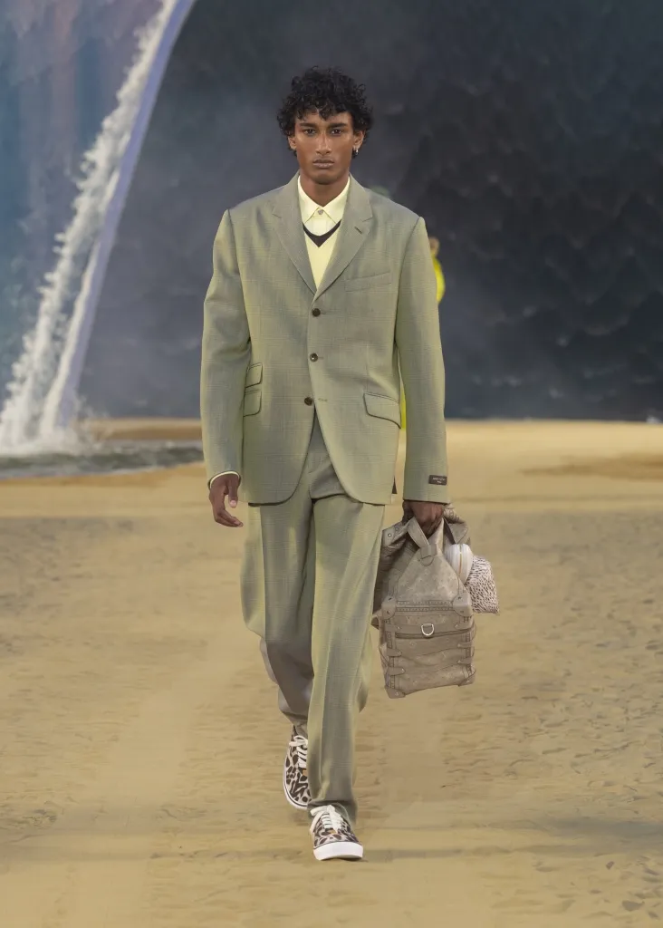 Louis Vuitton (14)