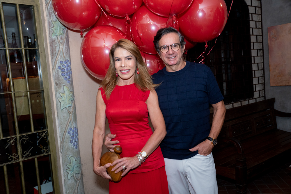 Maira E Aderaldo Silva (1)