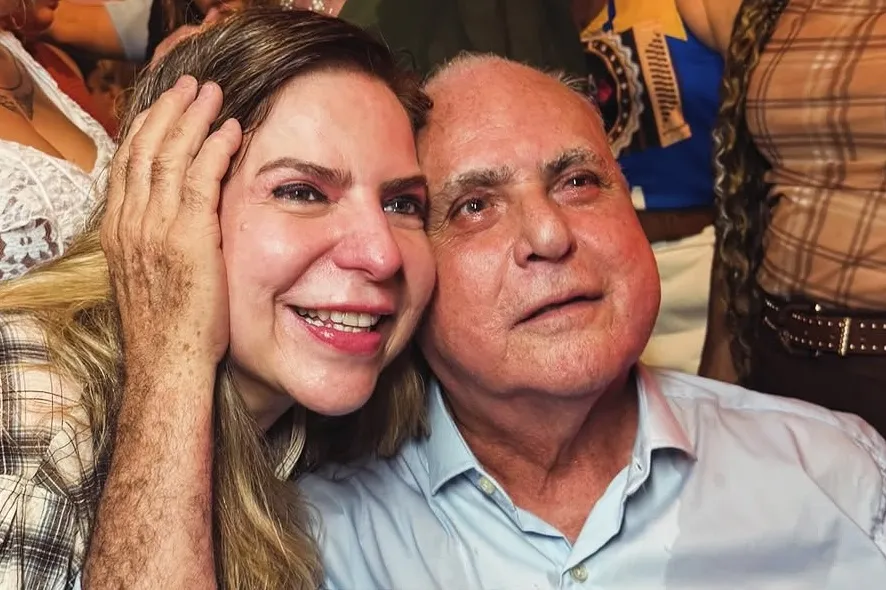 Encerramento do São João de Maracanaú reúne Lia de Freitas e Luizianne Lins no reduto de Roberto Pessoa