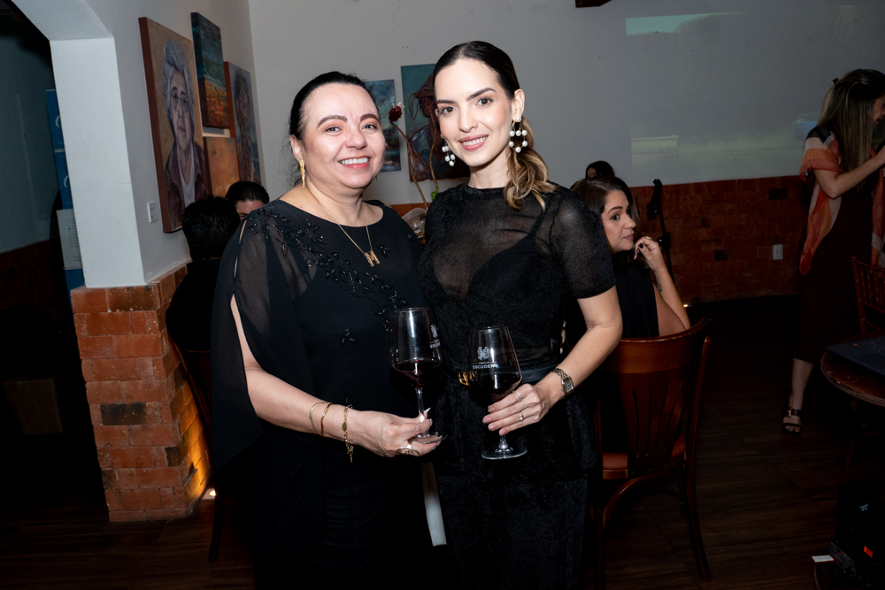 Marbênia Gonçalves E Maria Braz