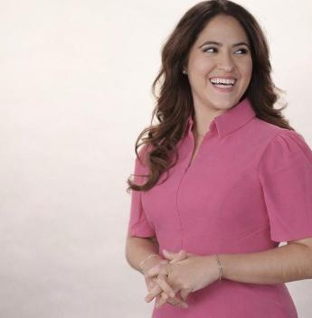 Nomeação inédita de uma mulher leiga coloca comunicação no centro do pontificado de Leão XIV