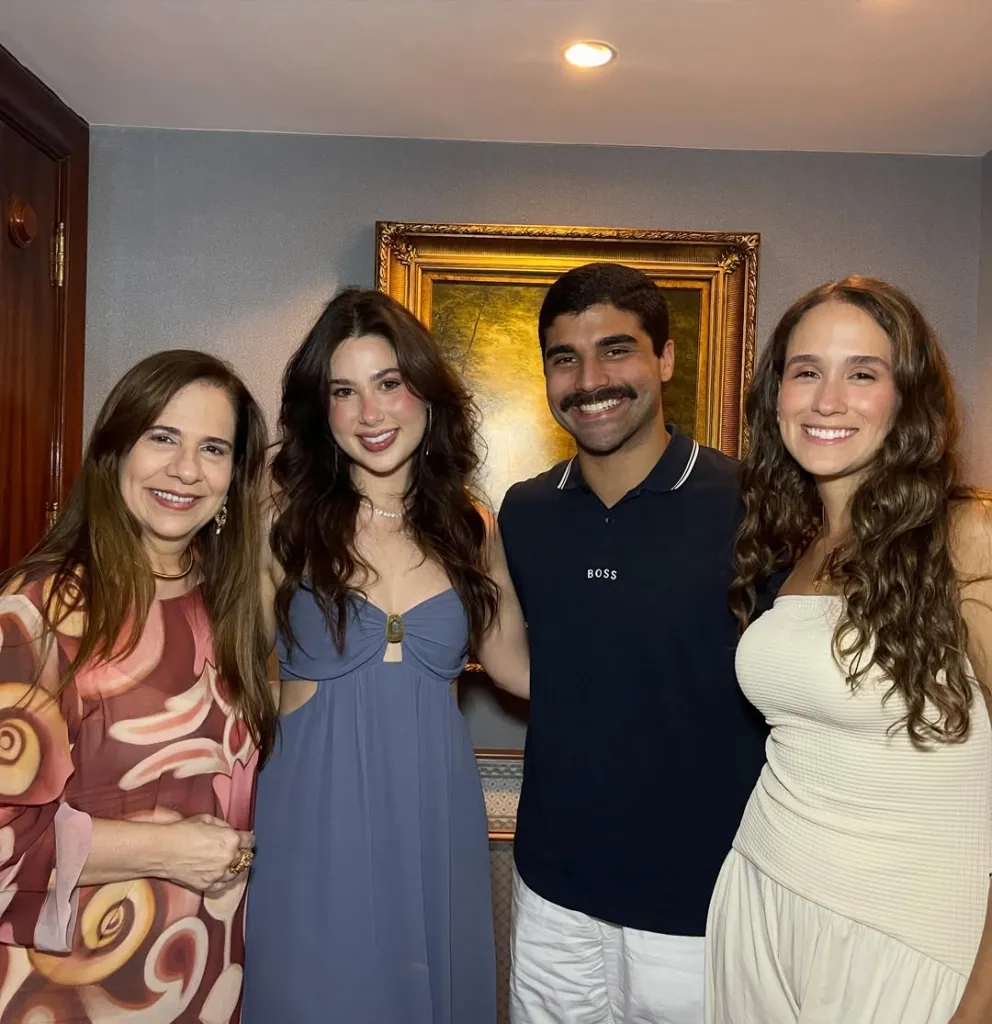 Martinha Assunção, Marcela Dias Branco, Thiago E Paula Menezes