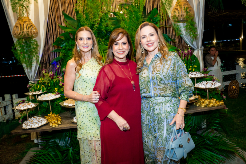Vida celebrada - No Iate Clube, Martinha Assunção brinda seis décadas de afeto e amizade