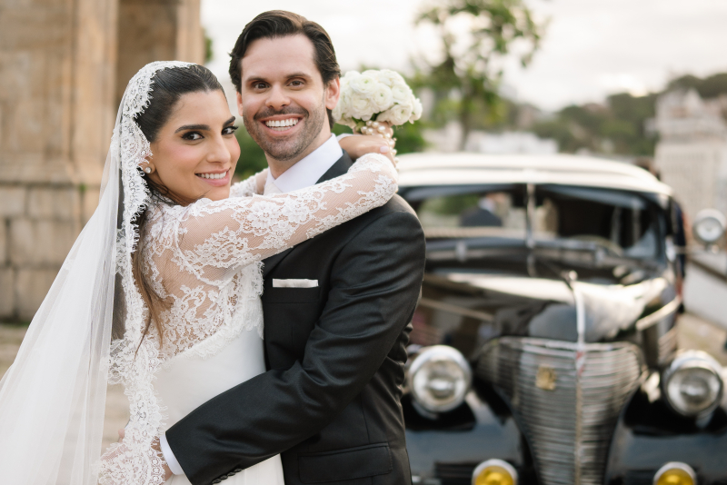 IN RIO - Nicole Hissa e Francisco Tavares celebram união diante da paisagem do Cristo Redentor