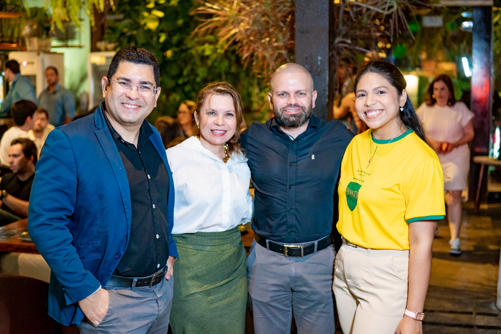 Paulo George, Luiza Aline Menezes, João Luís E Júlia Santos