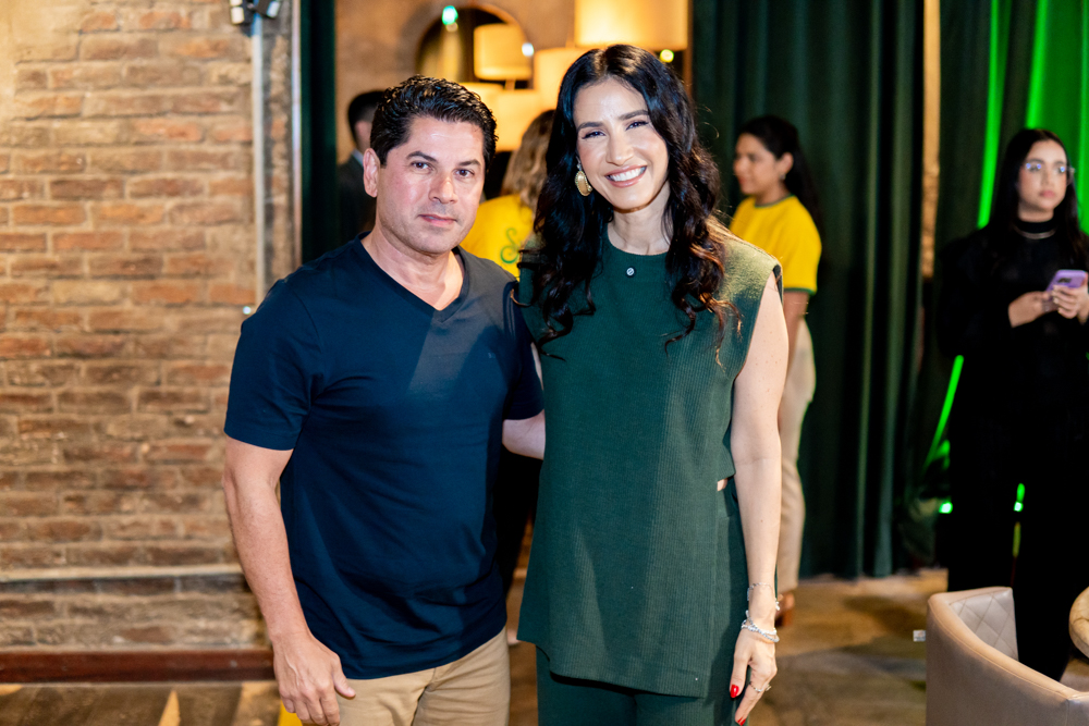 Pompeu Vasconcelos E Lia Quinderé